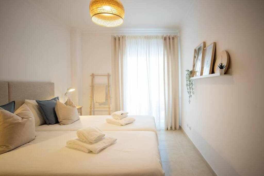 Modern 3Br Apt W/ Lg Terrace, Bbq, Ac & Parking Tavira Exterior photo